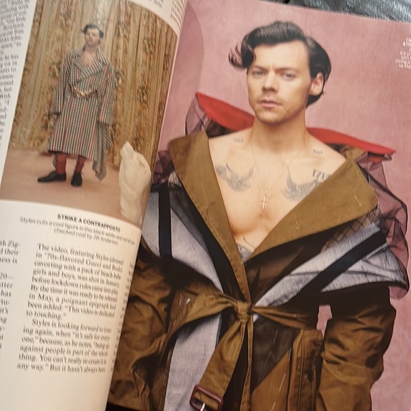 Vogue Magazine- Dec2020 issue- Harry Styles ๐๐๐๐ - Picture 3 of 6